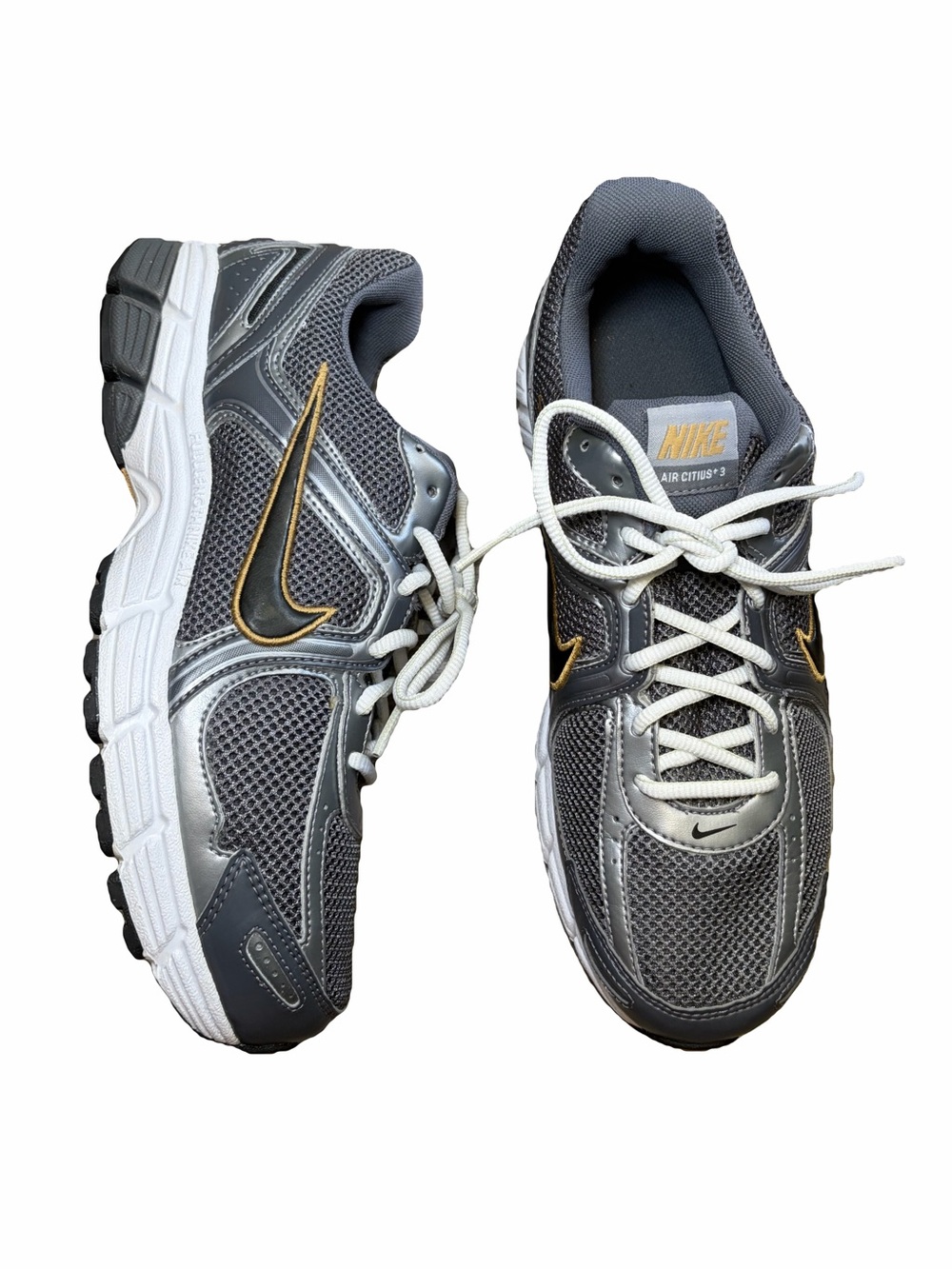 Nike Air Citrus 3 Gray & Gold Metallic Running Shoes Sneakers 10 Men’s Dad Shoe